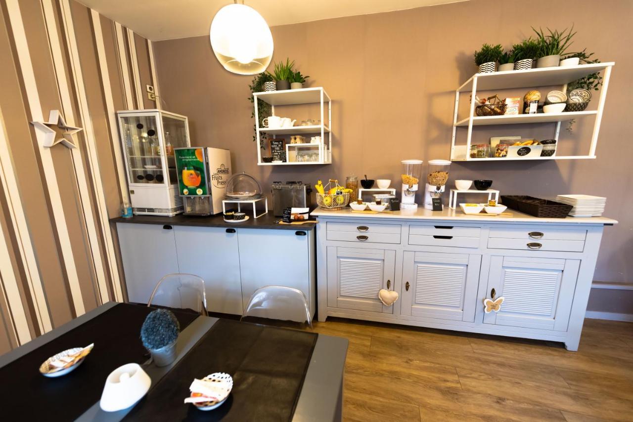Hotel Le Lion D'Or Bernay  Zewnętrze zdjęcie