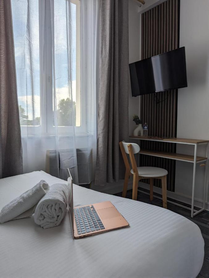 Hotel Le Lion D'Or Bernay  Zewnętrze zdjęcie